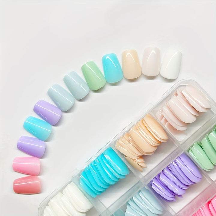 Press-On Nail Art Set mit verschiedenen Formen und Oberflächen Karnz