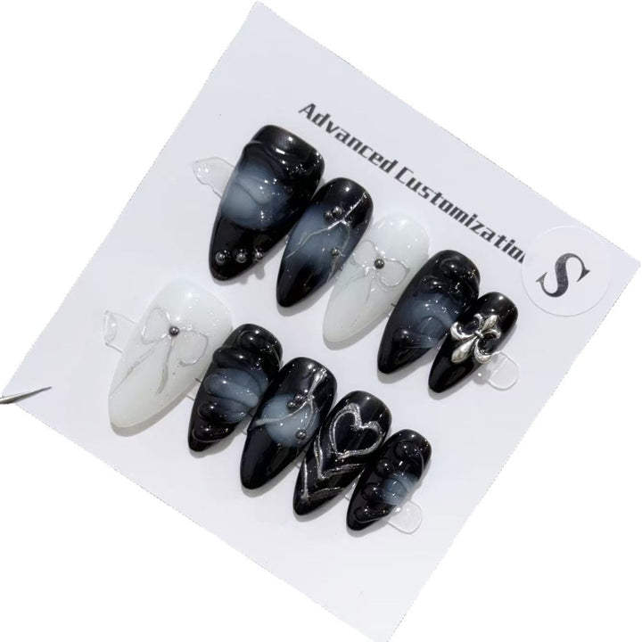 Elegantes Press-On Nagelkunstset mit anpassbarem Design