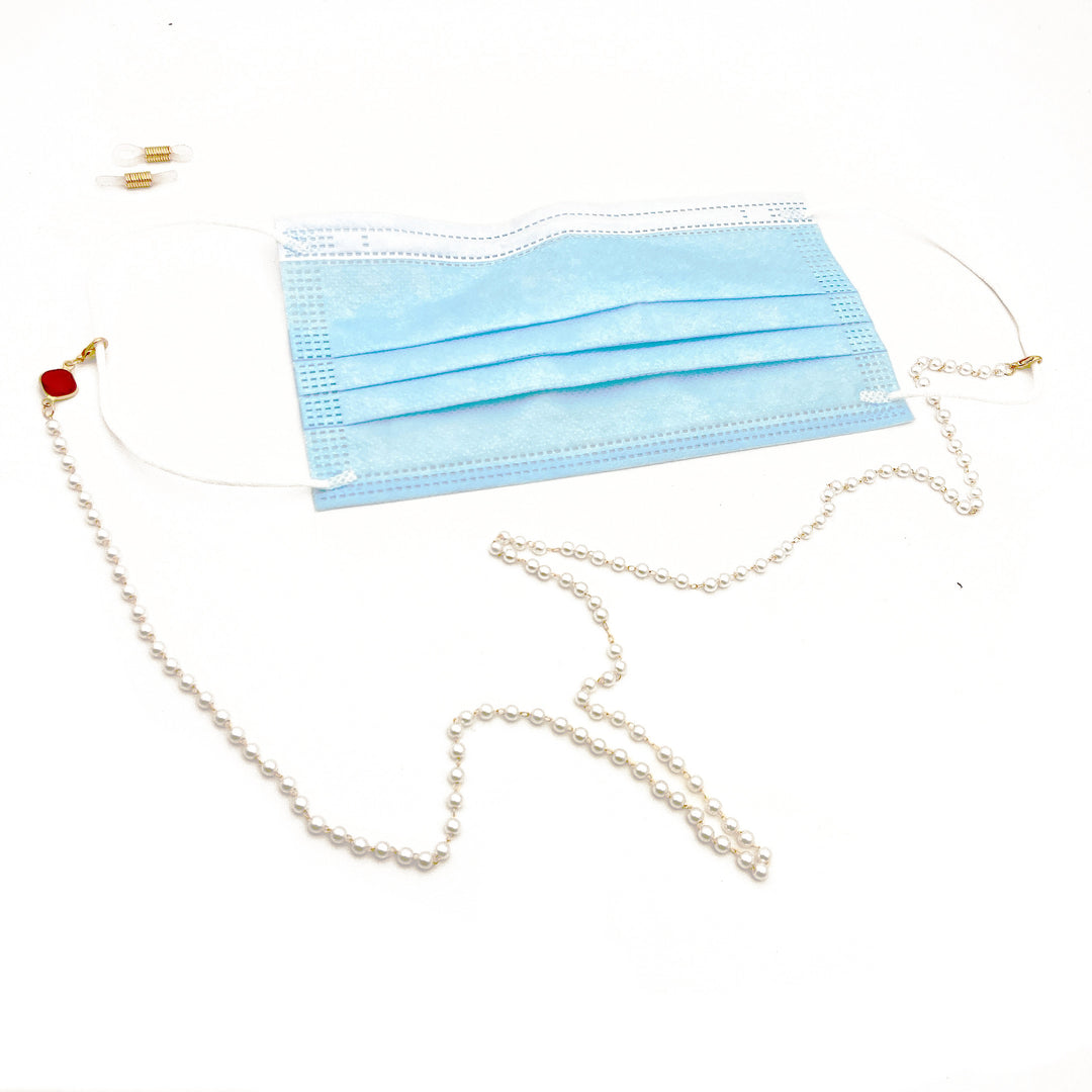 Elegante Perlenkette mit Goldenen Akzenten Karnz