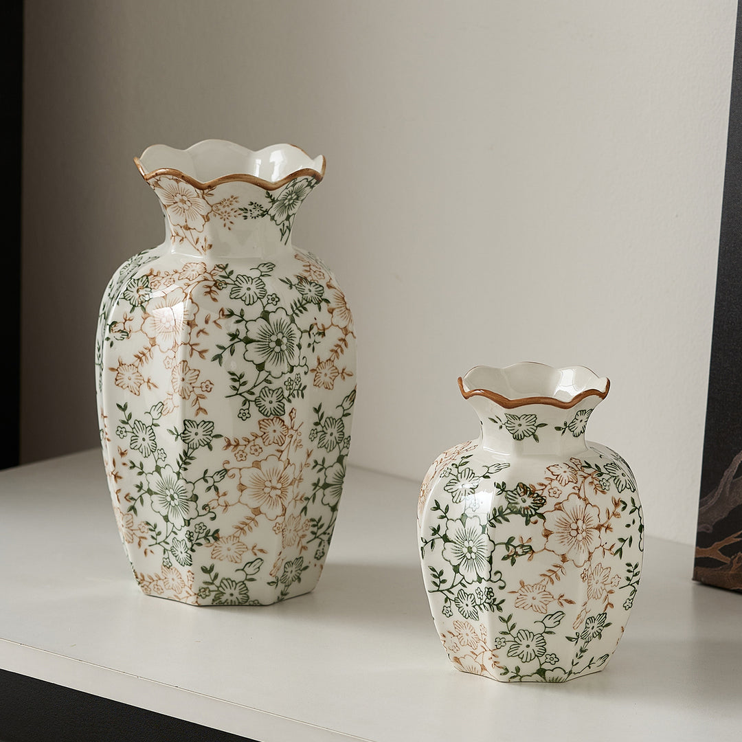 Elegante Keramikvase mit floralem Muster Karnz