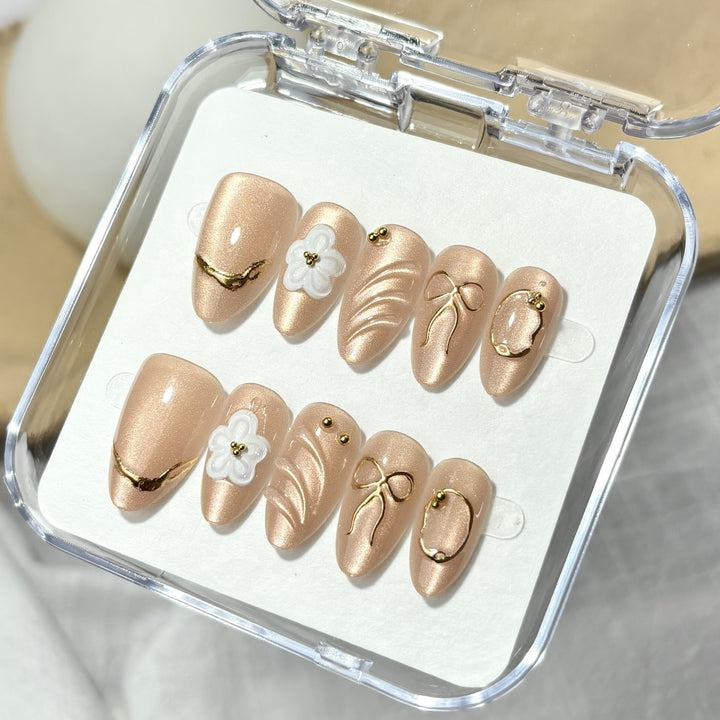 Blumenmuster Elegantes Press-On Nagelset