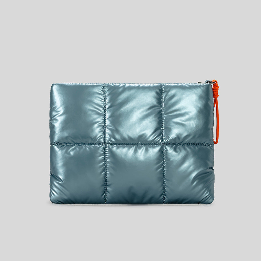 Gepolsterte Tech Clutch Tasche