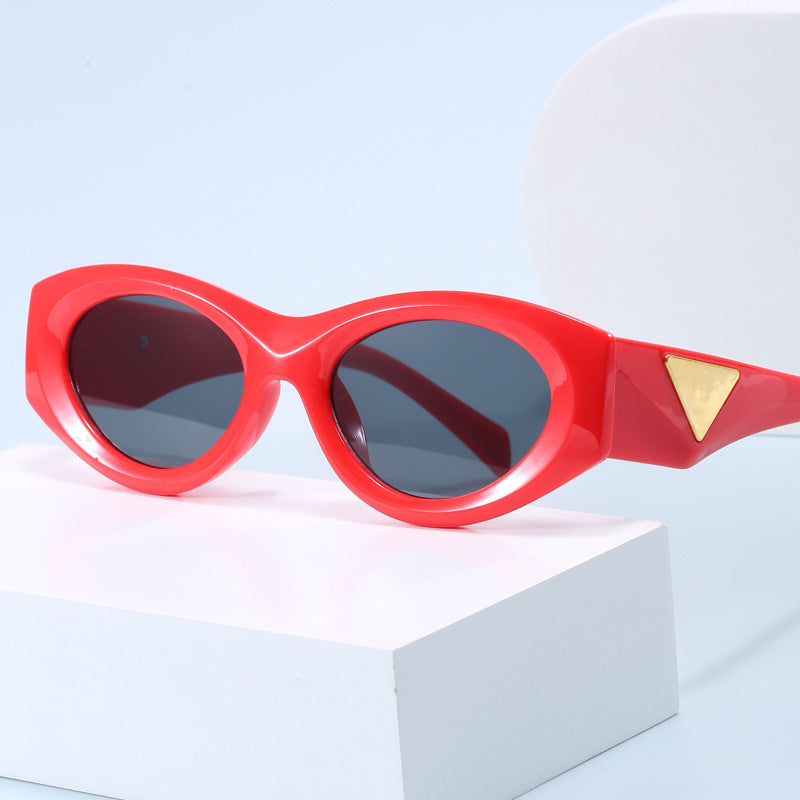 Damen Sonnenbrille im modernen Retro-Stil Karnz