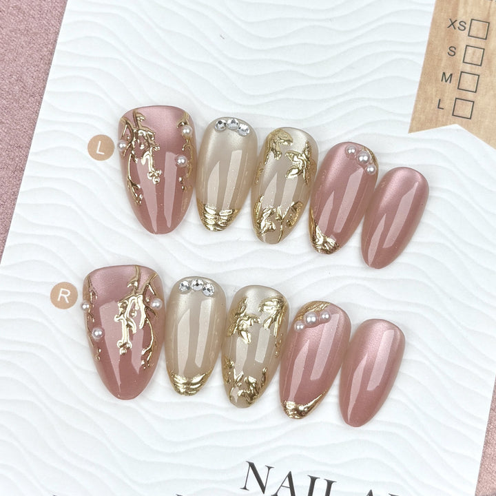 Elegantes Blumen-Design Press-On Nagelkunstset