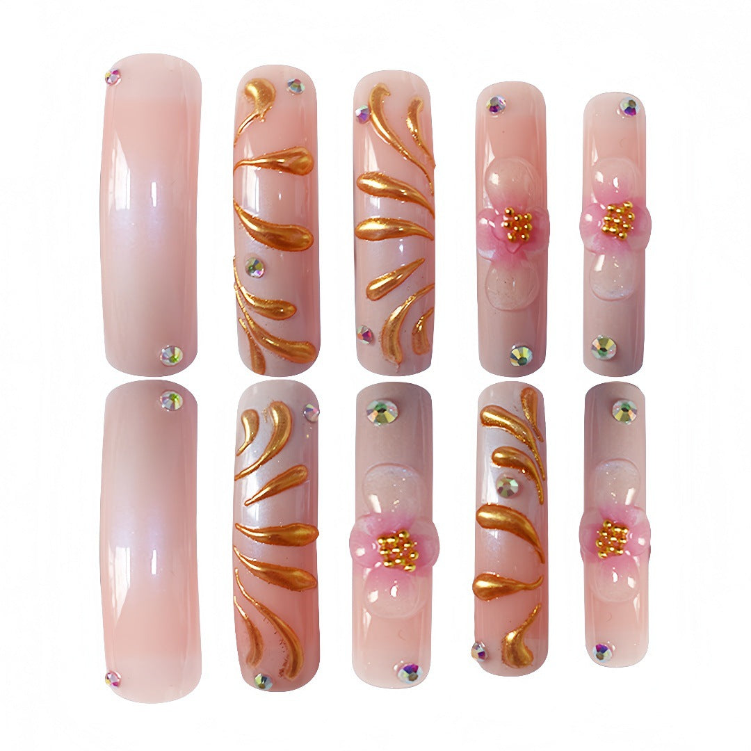 Künstlerische 3D-Nagelverlängerungen Karnz