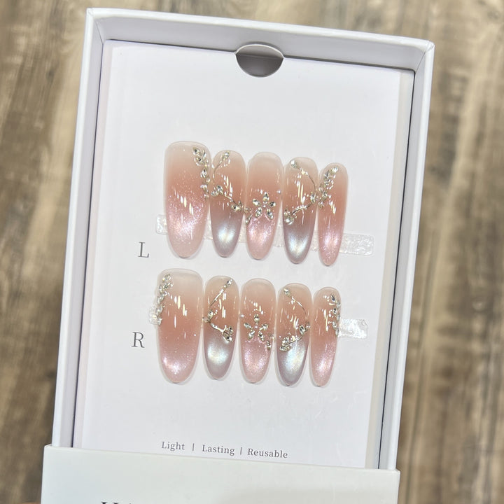 Wiederverwendbares elegantes Press-On-Nagelkunst-Set Karnz
