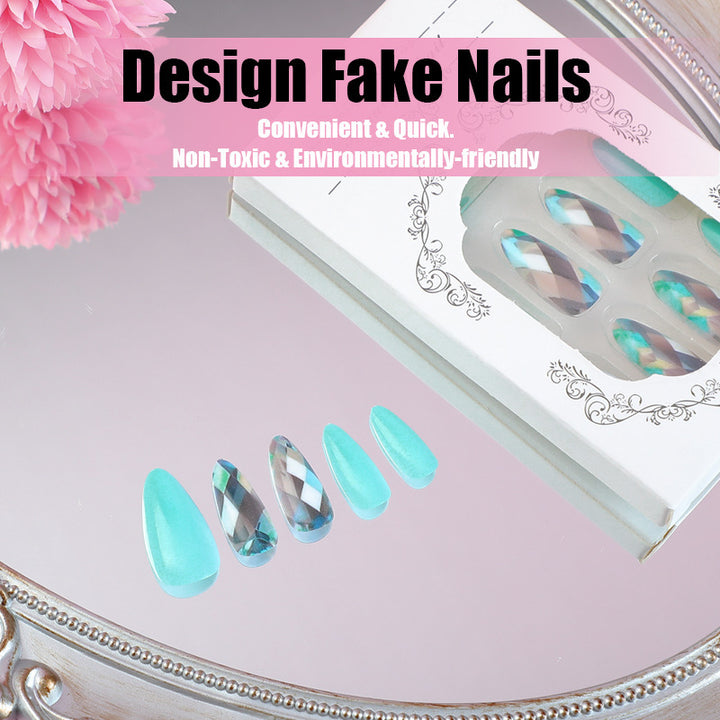 Kunstnagelset mit eleganten Farbverlauf und einzigartigen Designs Karnz