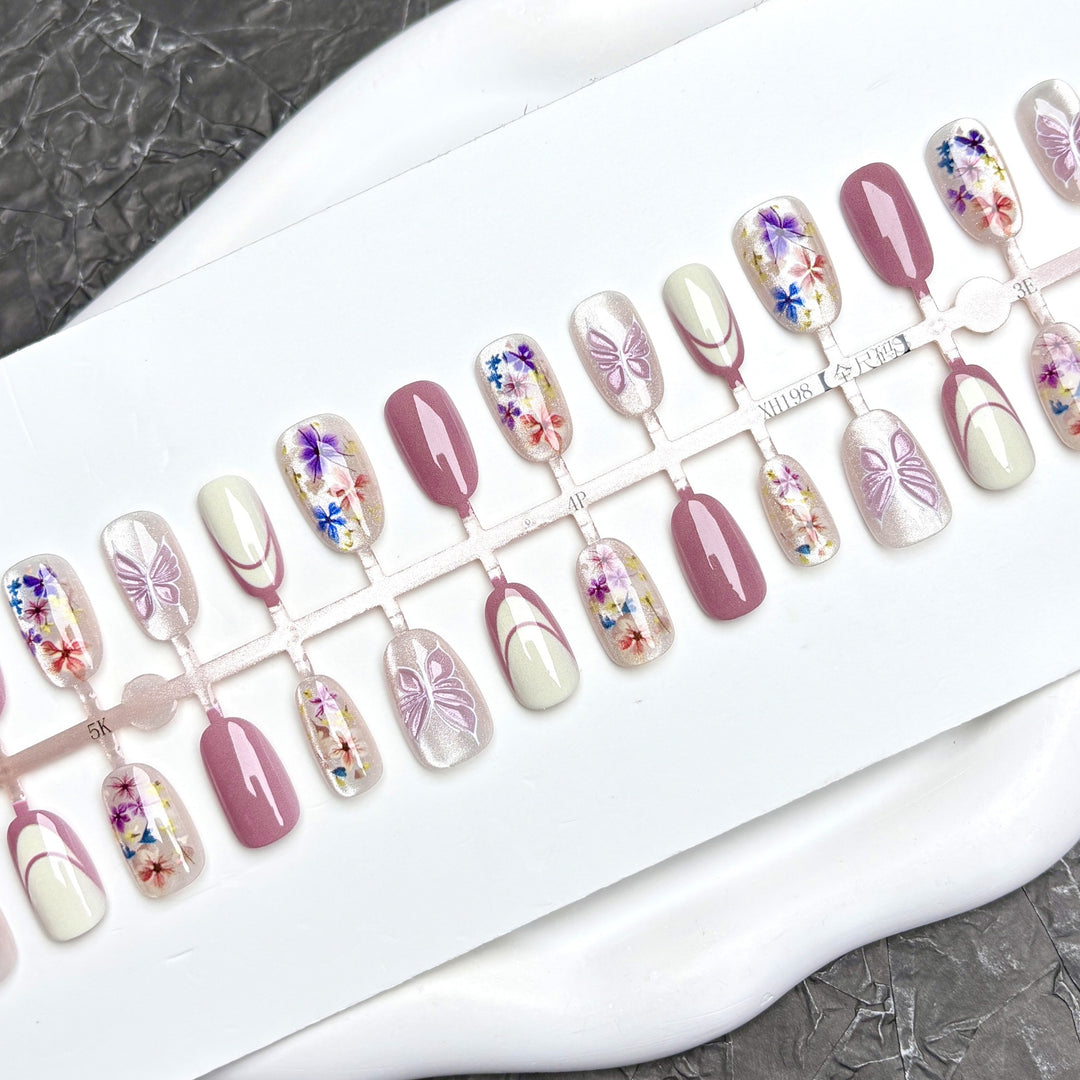 Floral Künstlerische Press-On Nagelset