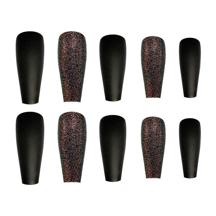 Elegante Matte Stiletto Nagelerweiterungen