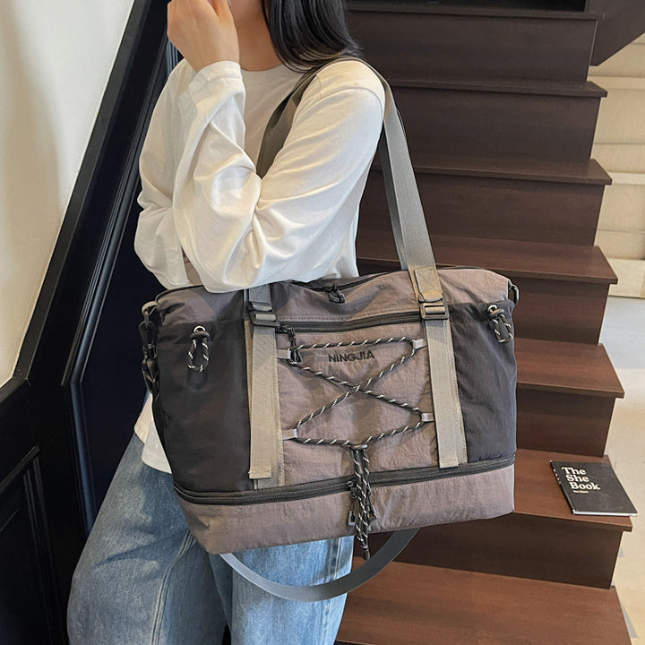Stylische multifunktionale Reisetasche
