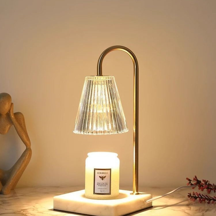 Elegante moderne Tischlampe
