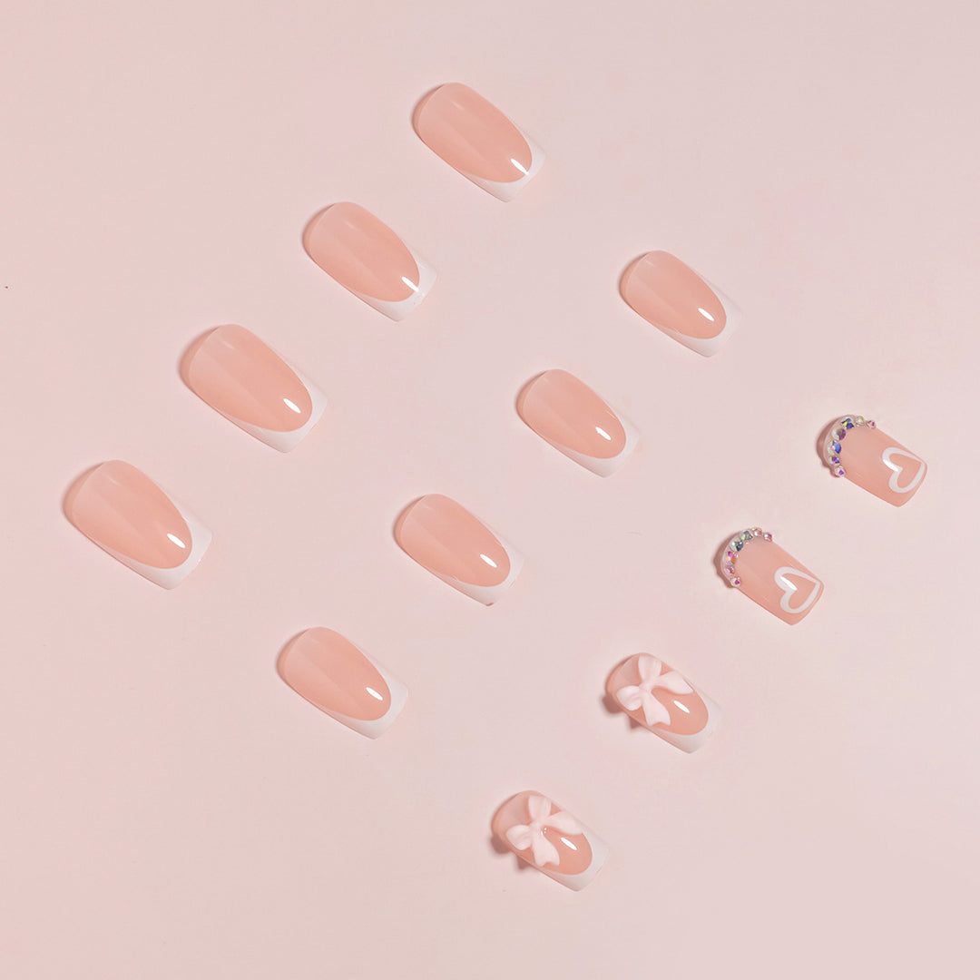 Künstlerische dekorative Nagelspitzen Karnz