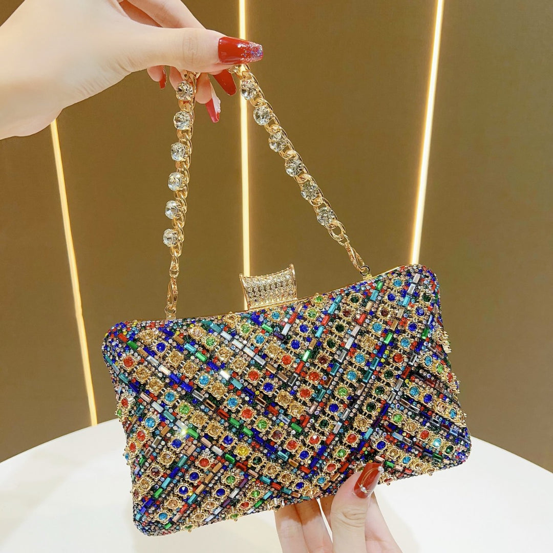 Kristallbesetzte Abendclutch