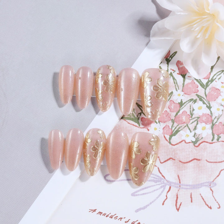 Nagelmodellage Karnz