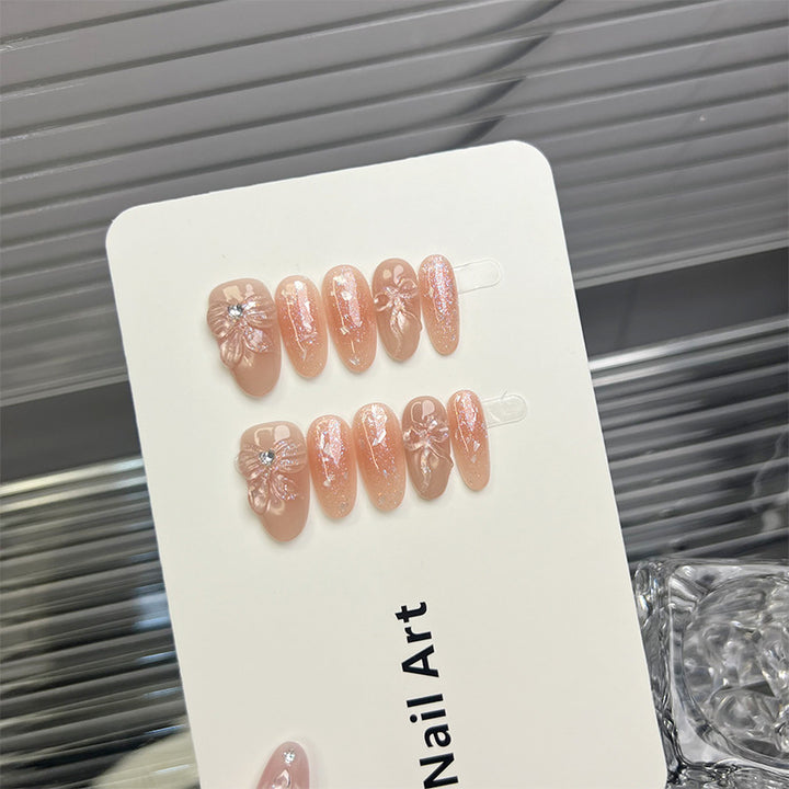 Elegante Blumen Nagelkunst Tipps