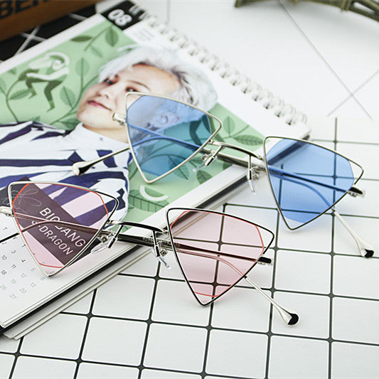 Damen geometrische Sonnenbrille mit elegantem Metallrahmen Karnz