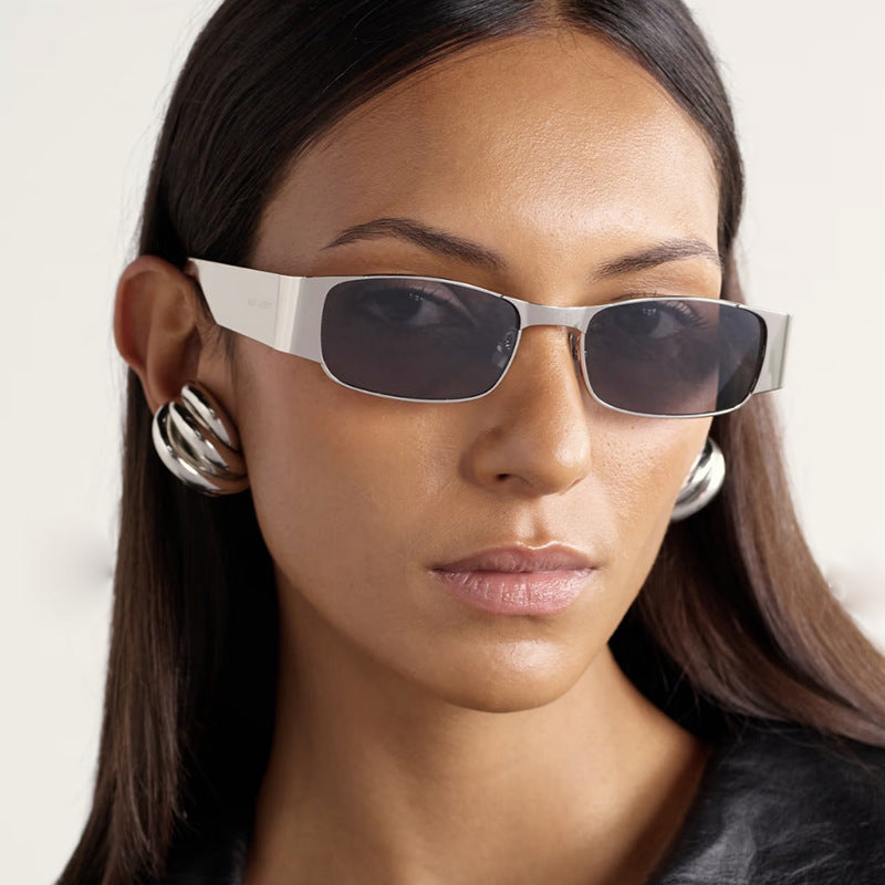 Damen modische rechteckige Sonnenbrille mit eleganten Gläsern Karnz