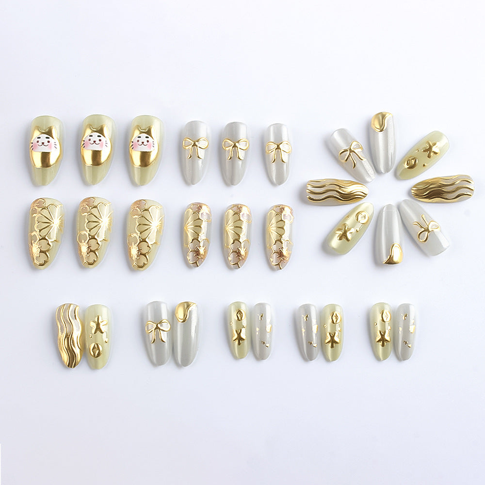 Künstlerisches 3D Press-On Nagelkunstset Karnz