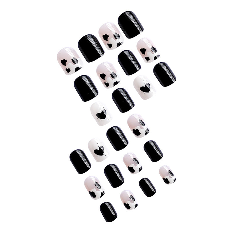Kreative Nagelkunst mit Herz- und Tiermotiven Karnz