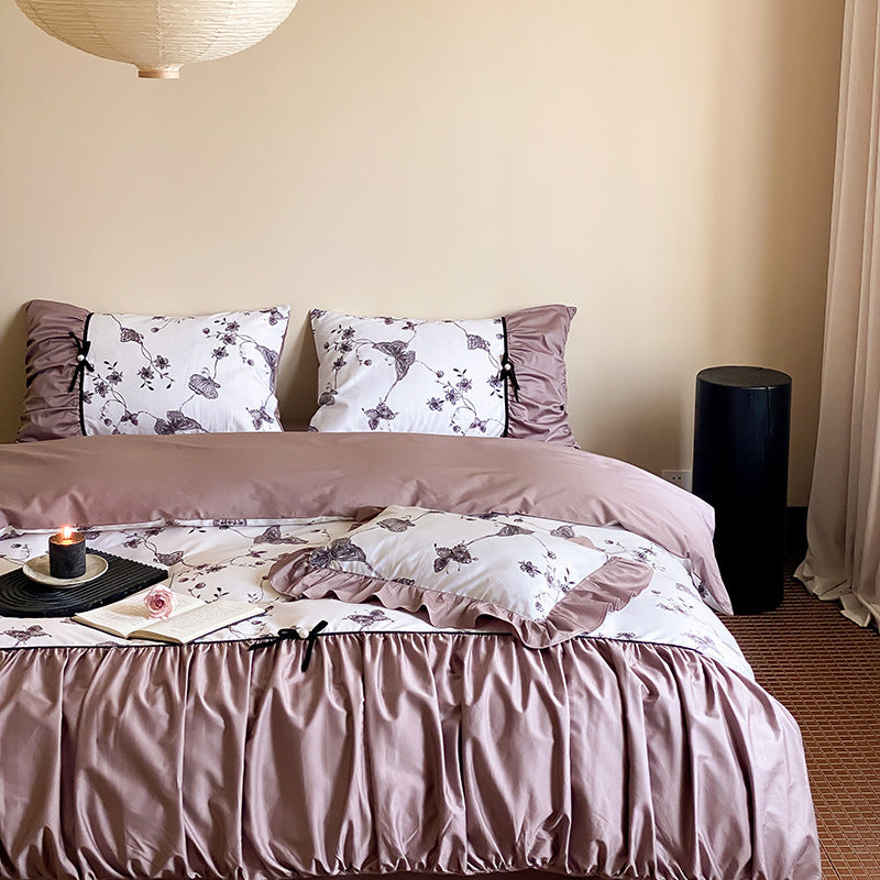Luxuriöses Satin-Bettwäsche-Set mit floralem Print und Rüschen