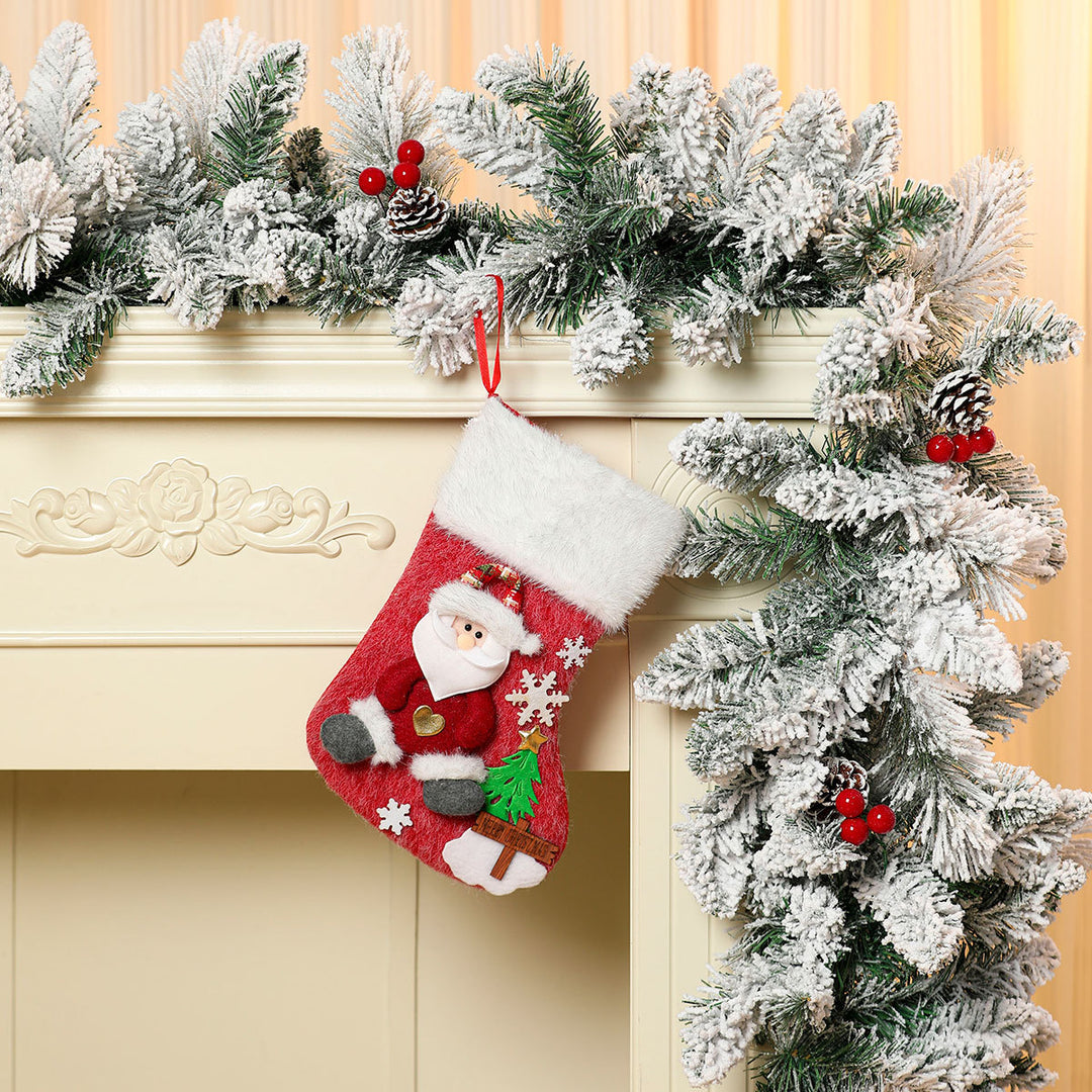Weihnachtsstrumpf mit festlichem Motiv Karnz
