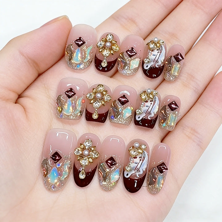 Luxuriöses Künstlerisches Press-On-Nagelset Karnz