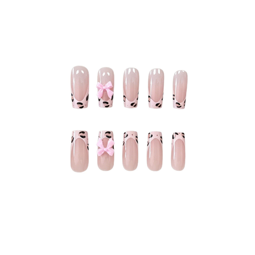 Dekadente florale Schleifen-Nagelkunst-Verstärkungen Karnz
