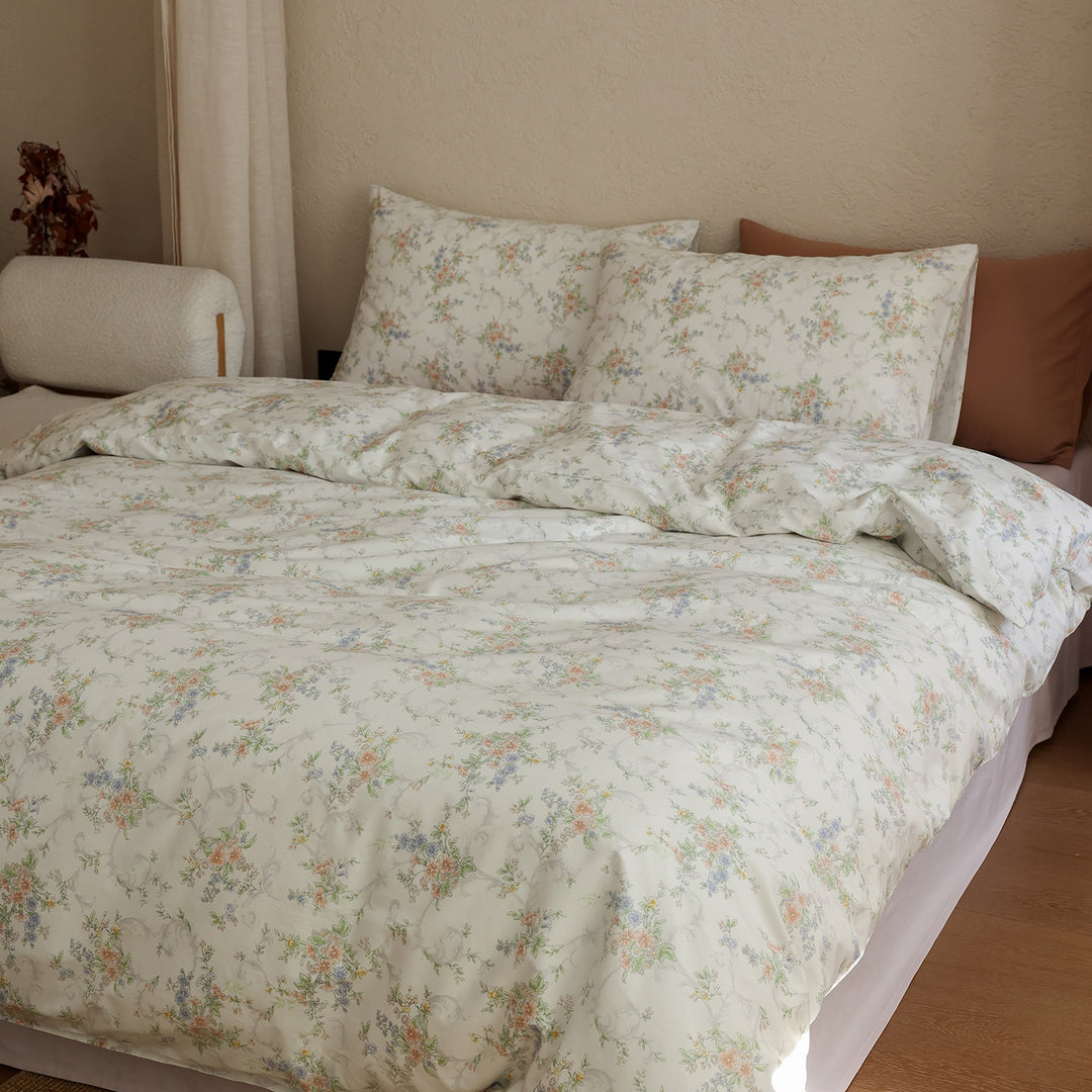 Baumwollsatin-Bettwäschegarnitur mit feinem Aquarell-Blumenmuster und weichem Griff