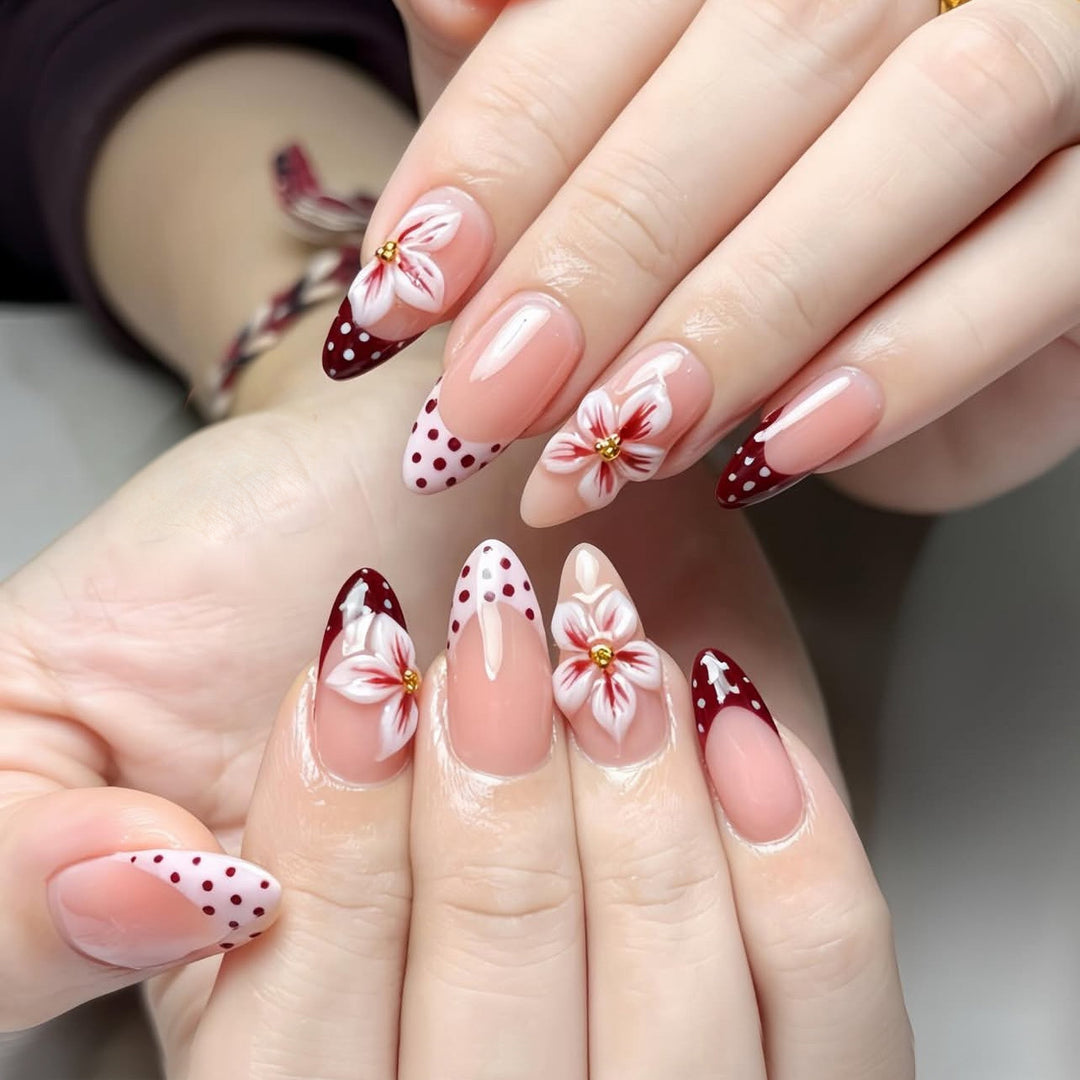 Elegantes Künstlerisches Press-On Nagel Set