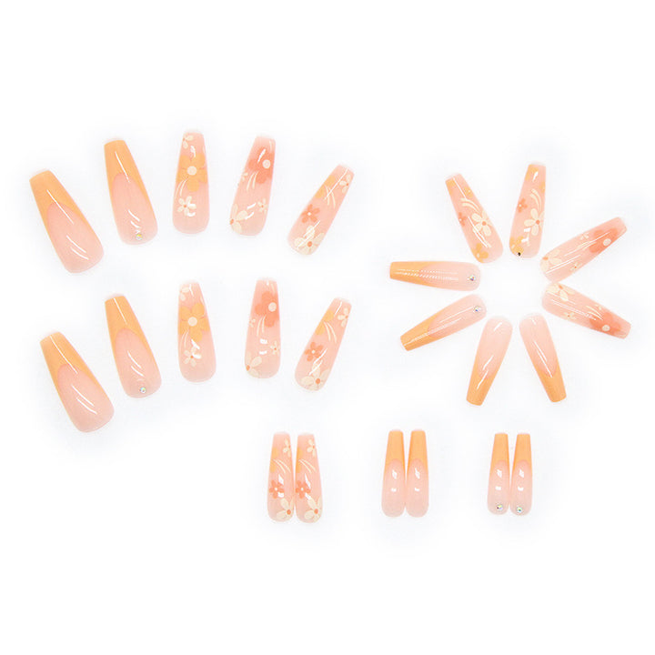 Kunstnagelset mit floralen Acrylverzierungen Karnz