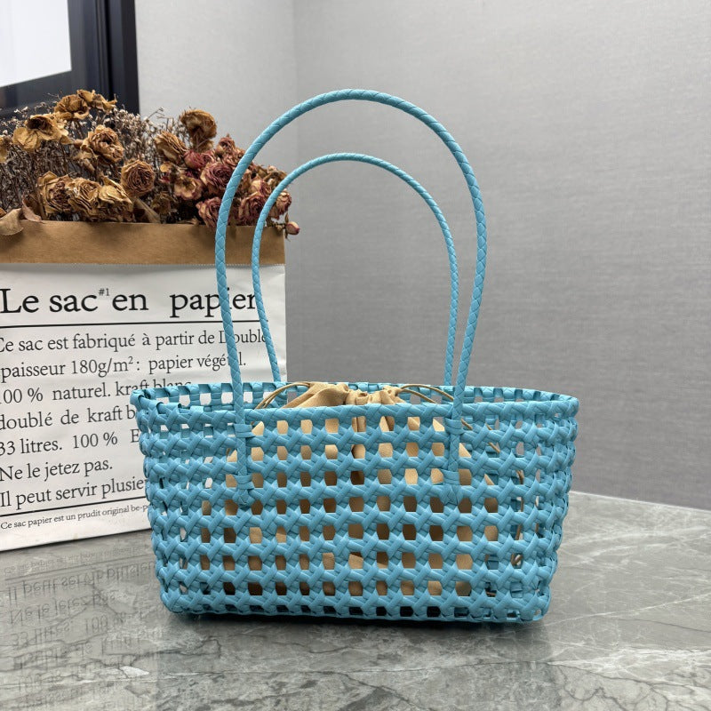 Handgefertigte Basttasche Karnz