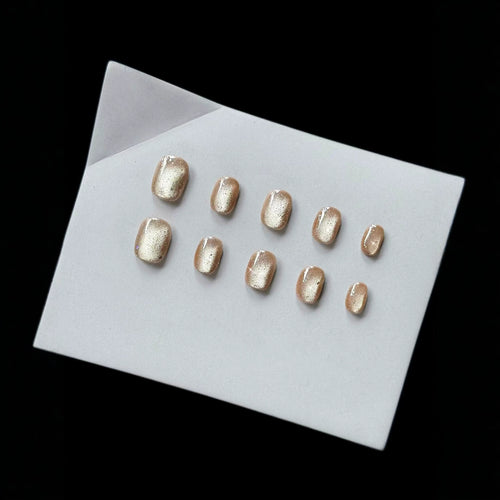 Elegantes Press-On Nagelkunstset mit Glitzerfinish