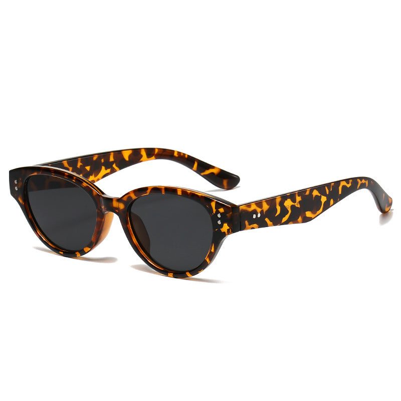 Damen stilvolle Sonnenbrille im trendigen Retro-Stil Karnz