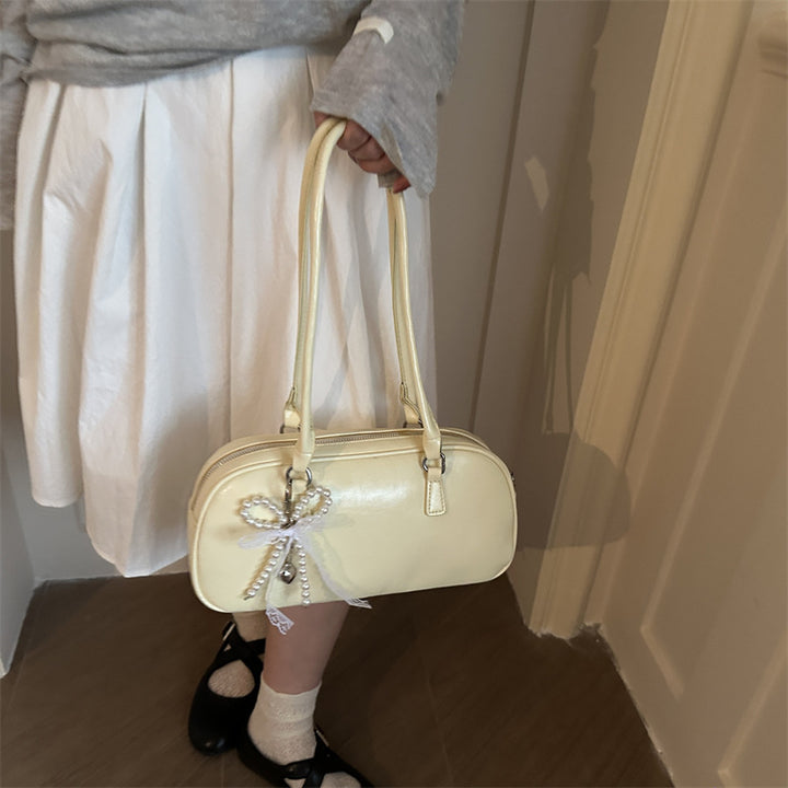 Leder Handtasche mit Patentoberfläche