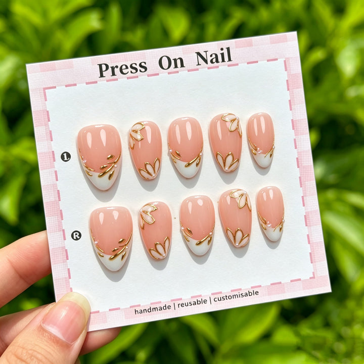Elegantes Floral Design Press-On Nail Set