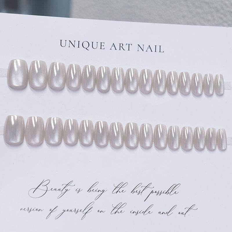 Trendige Press-On Nagelset