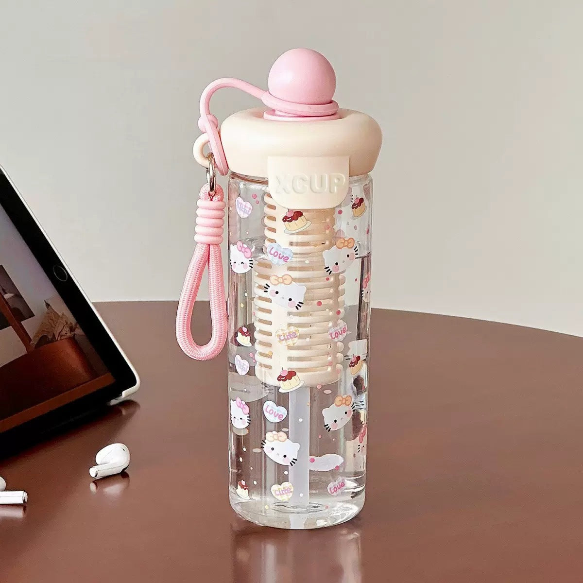Damen Wasserflasche mit fröhlichen Motiv- und Frucht-Infusionseinsatz Karnz