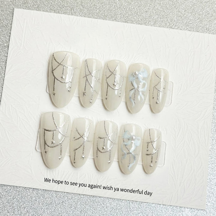 Elegante Press-On Nagelkunst Kollektion Karnz