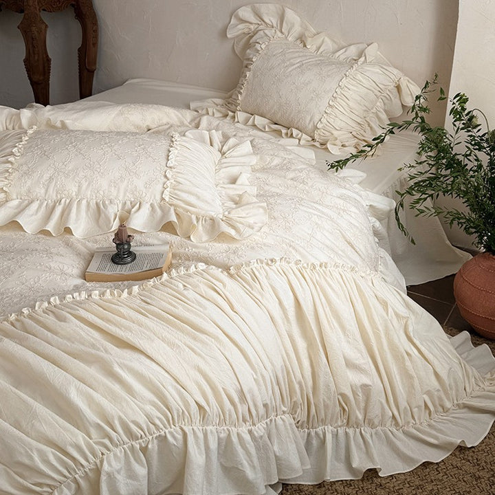 Romantisches besticktes Baumwoll-Bettwäscheset mit Volants und floraler Jacquard-Stickerei