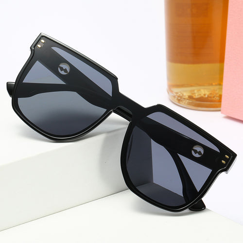 Damen auffällige Sonnenbrille mit markantem geometrischem Rahmen Karnz
