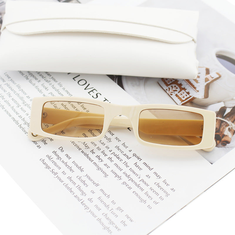 Damen modische rechteckige Sonnenbrille mit strukturiertem Rahmen Karnz