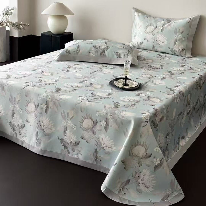 Bettwäschegarnitur aus feinem Baumwollsatin mit klassischem Toile-de-Jouy-Print und satiniertem Saum
