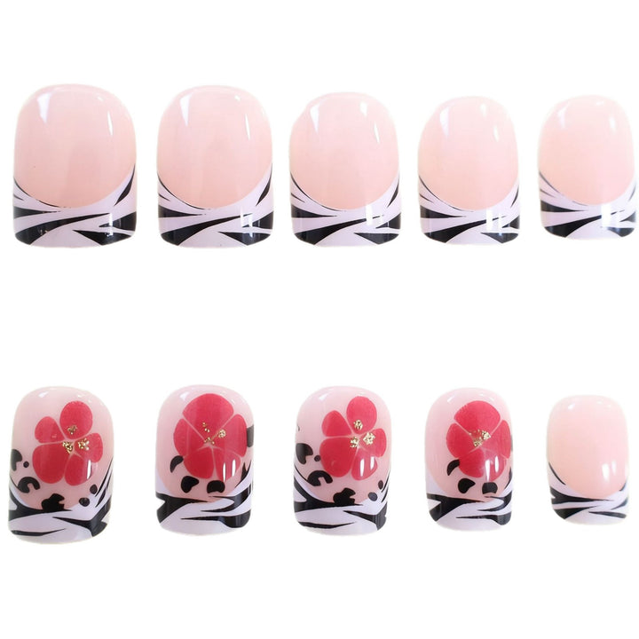 Florales französisches Nagelkunst-Extensions Karnz
