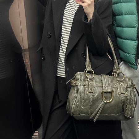 Elegante strukturierte Lederhandtasche