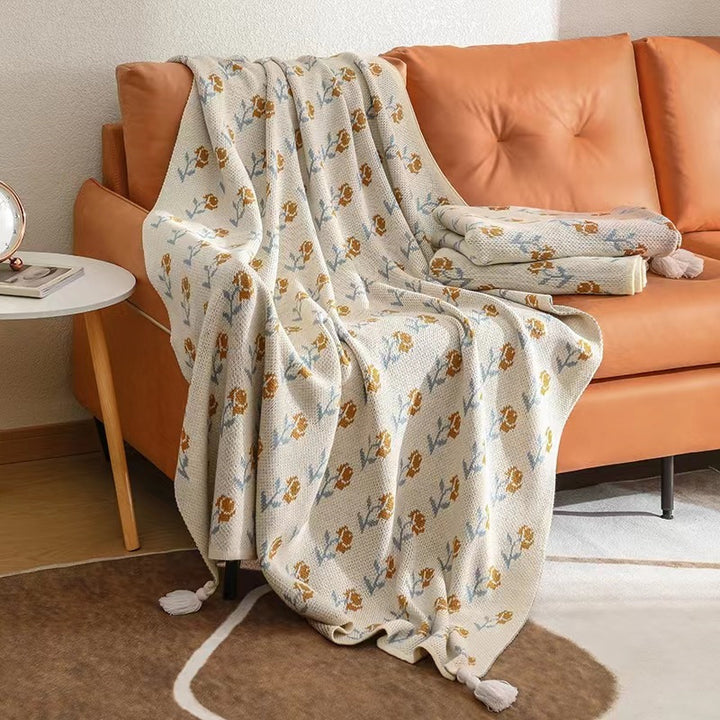 Dekorativer Floral Strickwurf