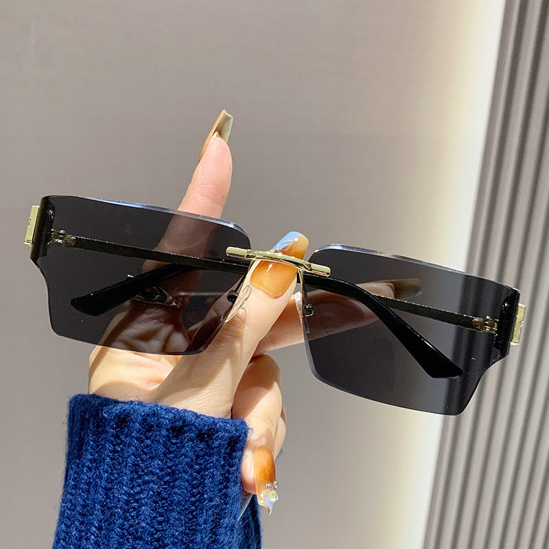 Damen modische quadratische Sonnenbrille mit luxuriösem Rahmen und polarisierten Gläsern Karnz