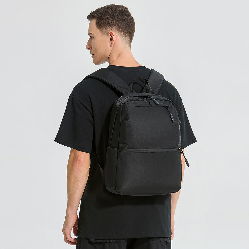 Leichte minimalistische Laptop-Rucksack Karnz
