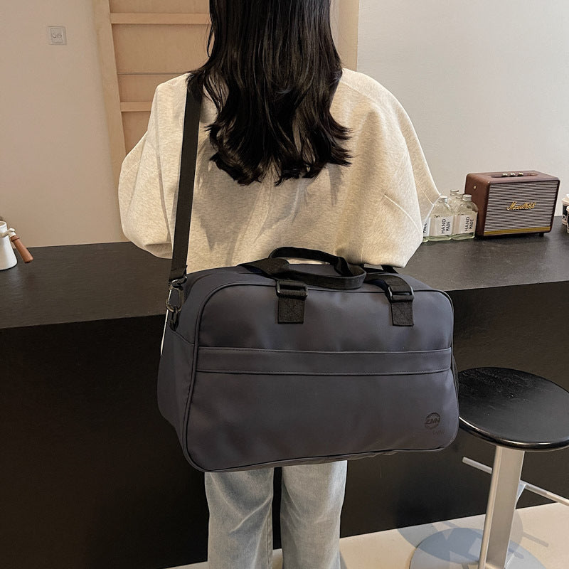 Geräumige multifunktionale Reisetasche Karnz