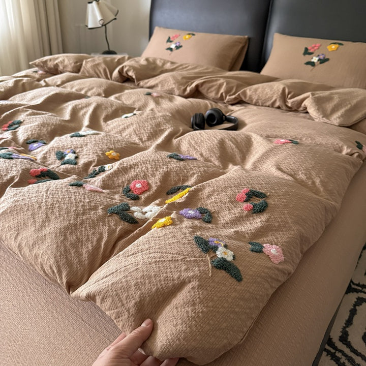 Texturiert Gesticktes Floral Bettbezug-Set mit Tufted Applikation