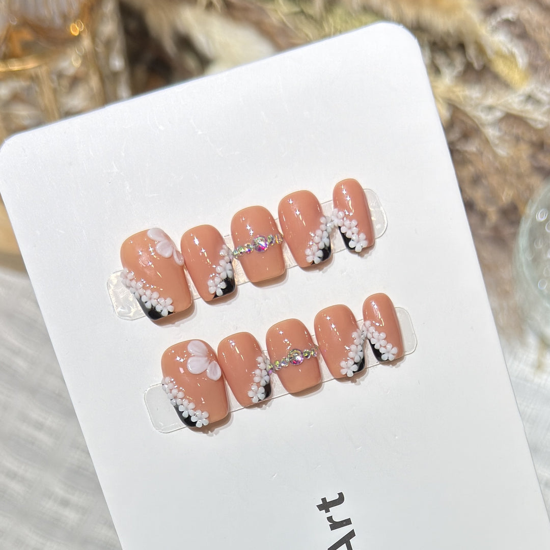 Blumen dekoratives Press-On Nagelkunst Set